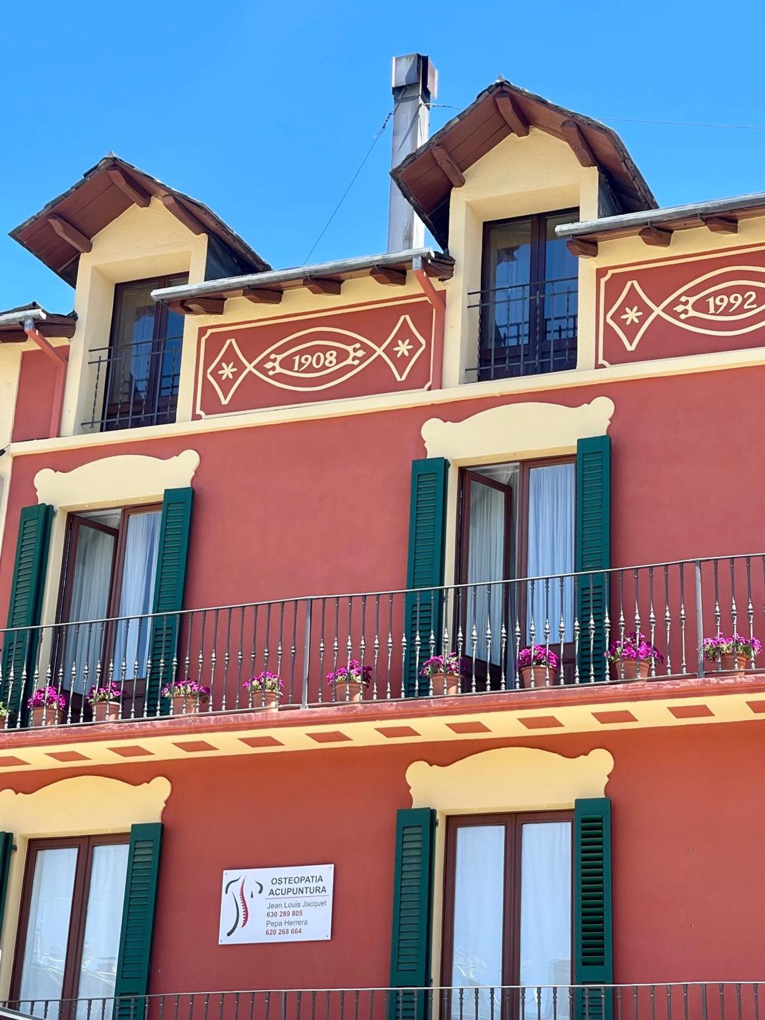 Apartamento Cal Querol 2 - Atic En El Centre Puigcerdà Exterior foto
